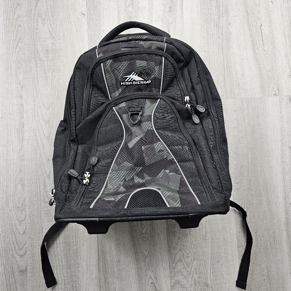 High Sierra Gray Camo Black Rolling Luggage Backpack 3 Pocket 20